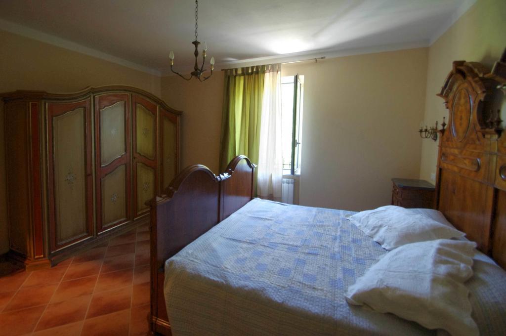 Agriturismo Mulino Del Castello Nasino חדר תמונה